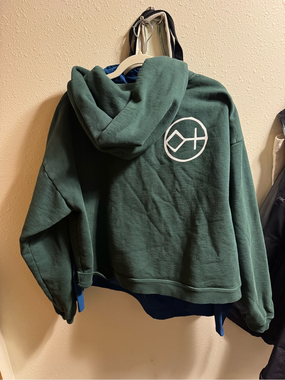 Diamond Cross Ranch Hoody - Picture 3 of 3